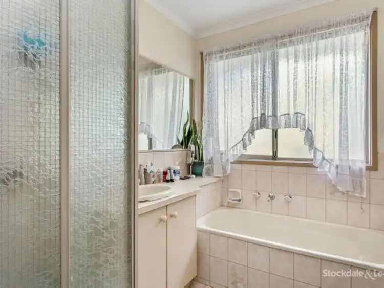 Sixth view of Homely unit listing, 2/2 Redgum Place, Narre Warren VIC 3805