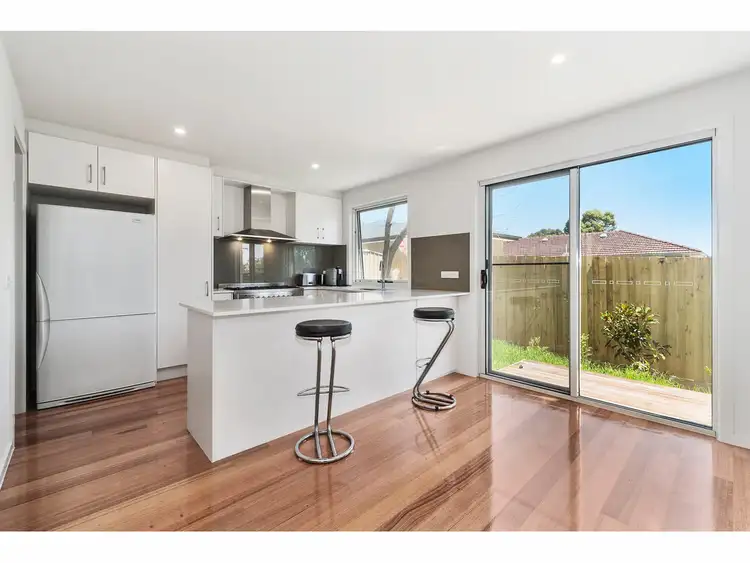 Sixth view of Homely townhouse listing, 1/38 Heatherhill Road, Frankston VIC 3199