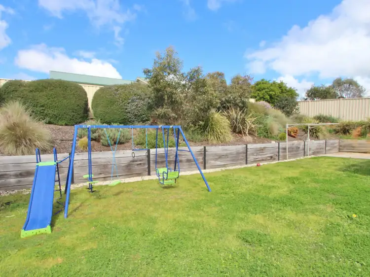 Third view of Homely house listing, 28 Cambridge Drive, Mansfield VIC 3722