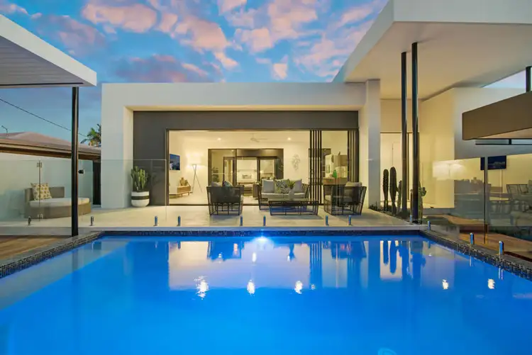 16 Sandpiper Drive, Burleigh Waters QLD 4220