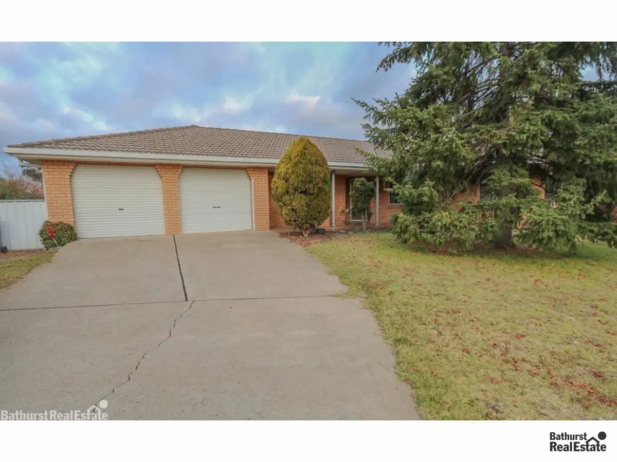 Main view of Homely house listing, 33 Camidge Close, Kelso NSW 2795
