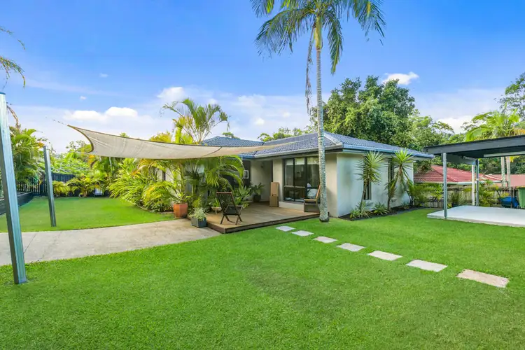 2 Richard Crescent, Highland Park QLD 4211