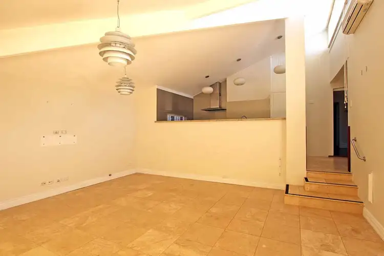 Fourth view of Homely house listing, 2 Harrow Street, Mount Hawthorn WA 6016