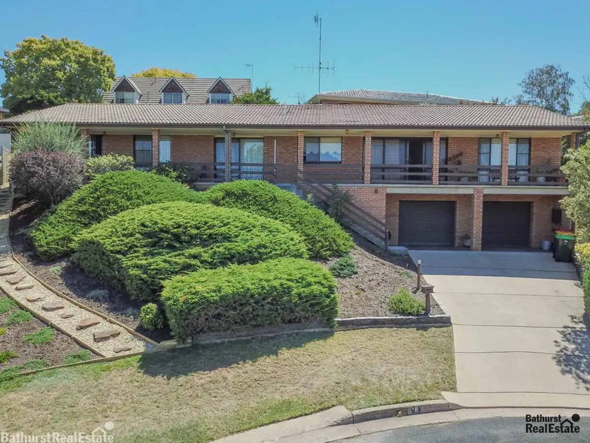 Main view of Homely house listing, 8 De Lisle Place, West Bathurst NSW 2795