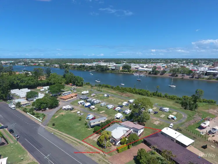 3/8 Perry Street, Bundaberg North QLD 4670