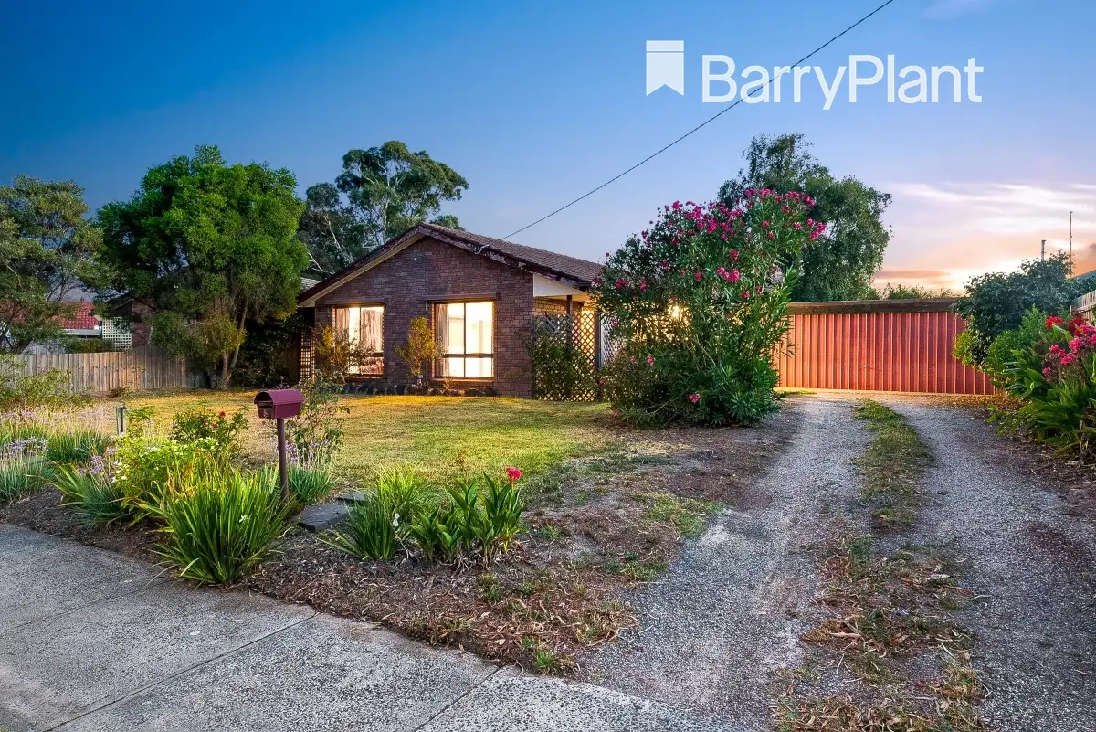 Main view of Homely house listing, 5 Barrington Drive, Pakenham VIC 3810