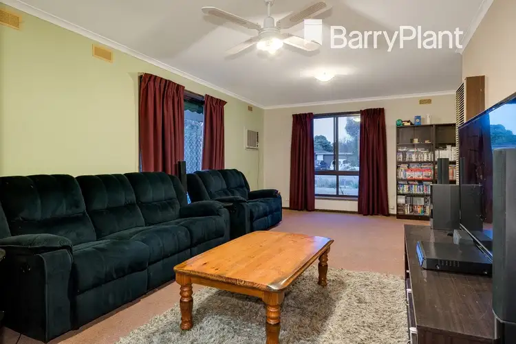 Second view of Homely house listing, 5 Barrington Drive, Pakenham VIC 3810