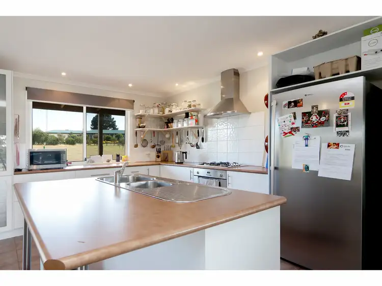 Fourth view of Homely house listing, 15 Clark Court, Longford VIC 3851