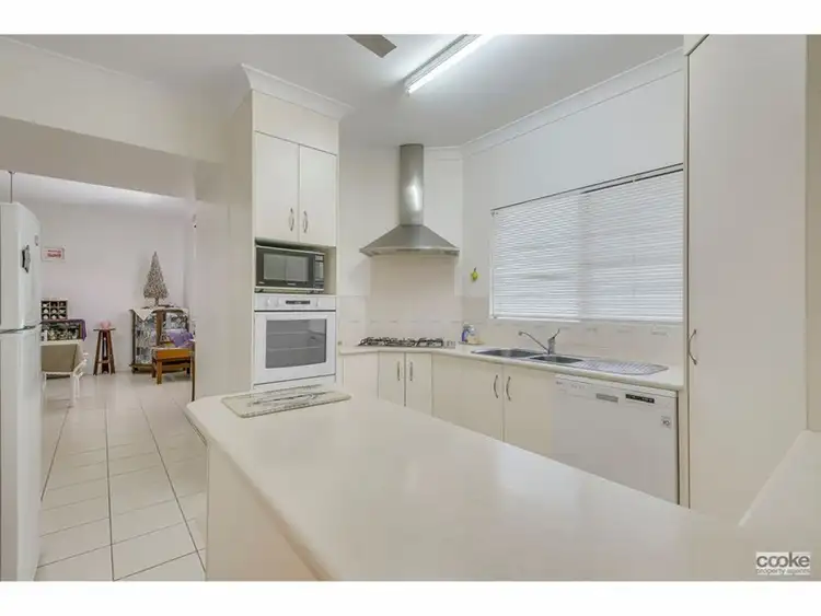 7 Boldeman Street, The Range QLD 4700