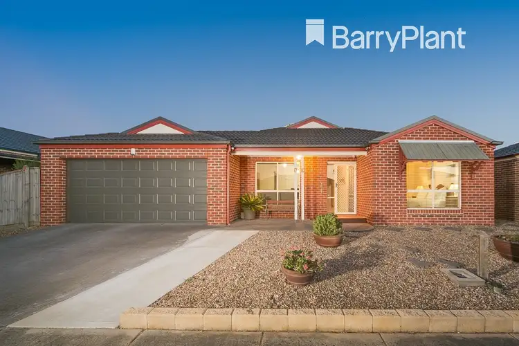 13 Licodia Drive, Pakenham VIC 3810