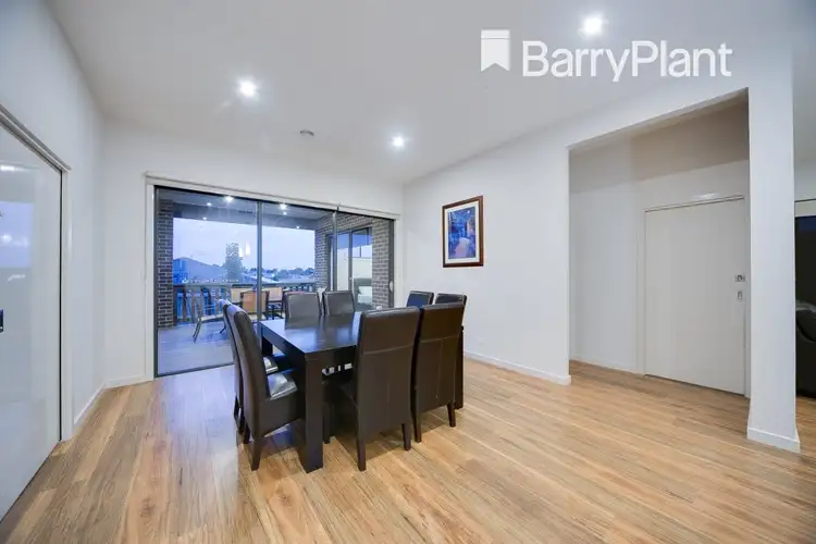 Sixth view of Homely house listing, 8 Kinkora Way, Pakenham VIC 3810