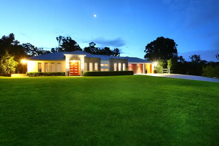 29 Lagoon Park Drive, Maudsland QLD 4210