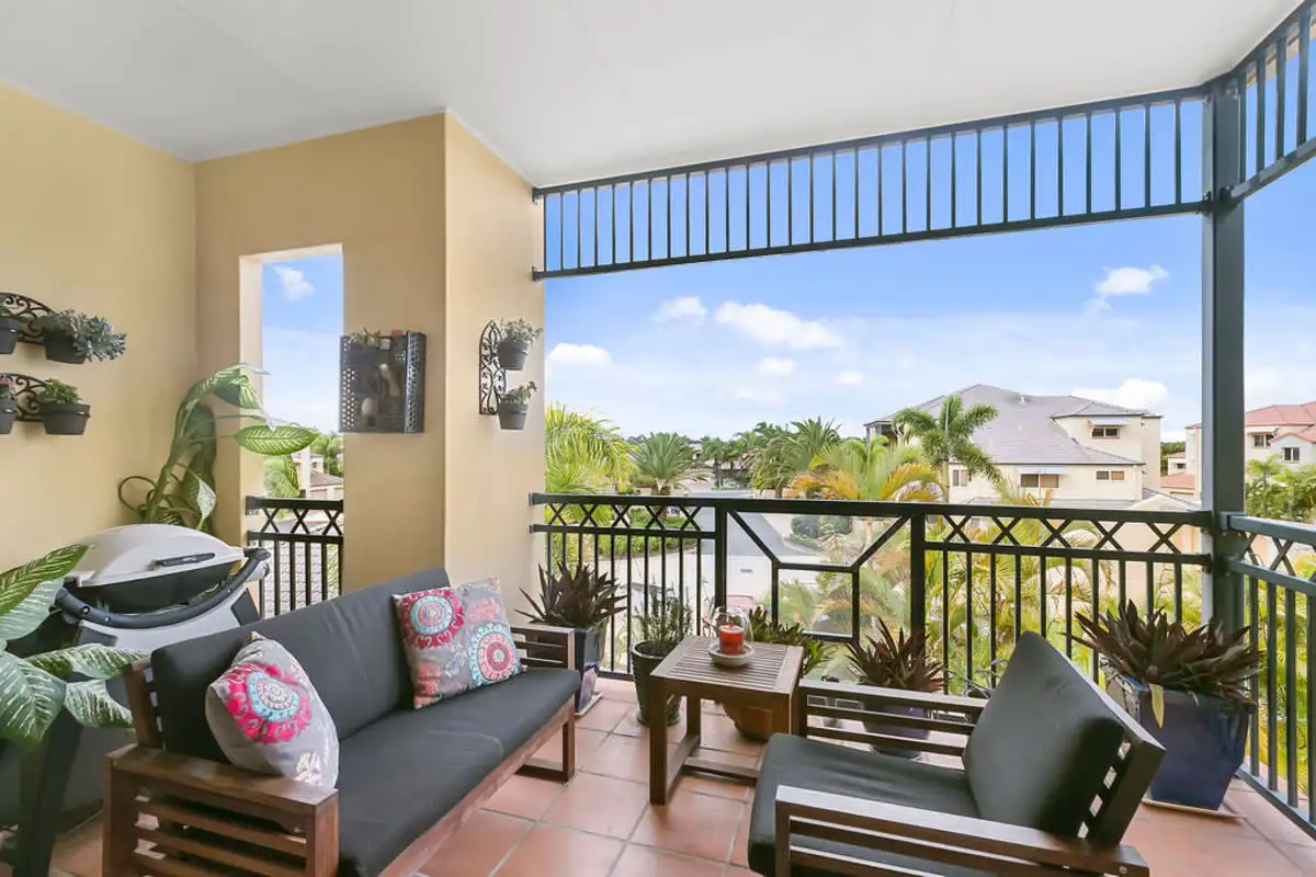 Main view of Homely unit listing, 77/88 Limetree Parade, Runaway Bay QLD 4216