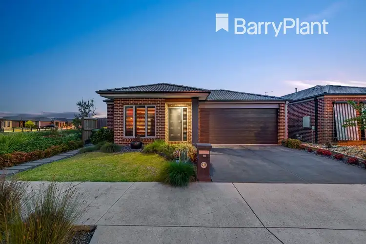 Main view of Homely house listing, 18 Markbeech Crescent, Officer VIC 3809