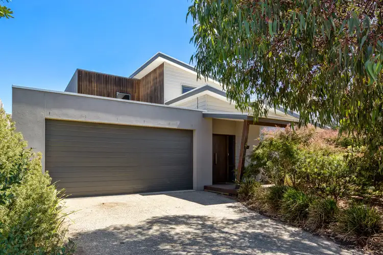4 Waterford Drive, Cowes VIC 3922