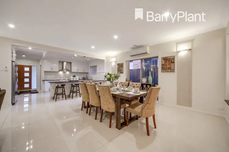 12 Pyrus Court, Pakenham VIC 3810