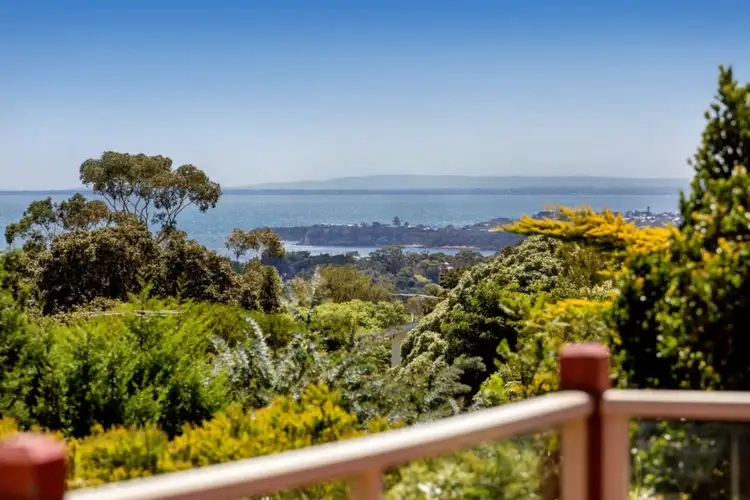 137 Somerset Drive, Mount Martha VIC 3934