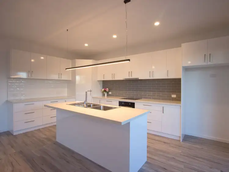 Second view of Homely unit listing, 2 Bellview Court, Mansfield VIC 3722