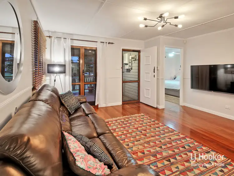 Fourth view of Homely house listing, 19 Thurlby Street, Upper Mount Gravatt QLD 4122