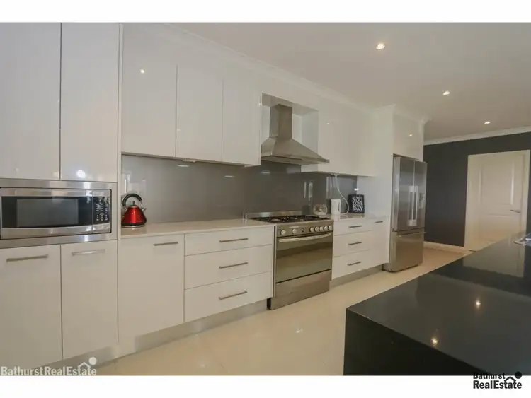 Second view of Homely house listing, 3 Topaz Court, Kelso NSW 2795