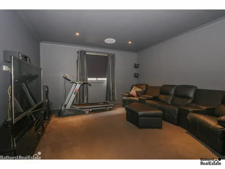 Sixth view of Homely house listing, 3 Topaz Court, Kelso NSW 2795