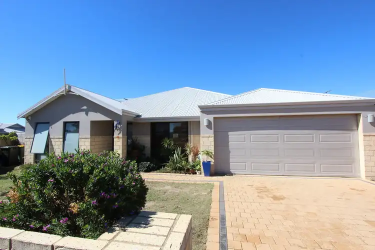 73 Seascapes Boulevard, Halls Head WA 6210
