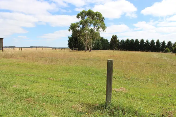 34 Wallaces Road, Barwon Downs VIC 3243