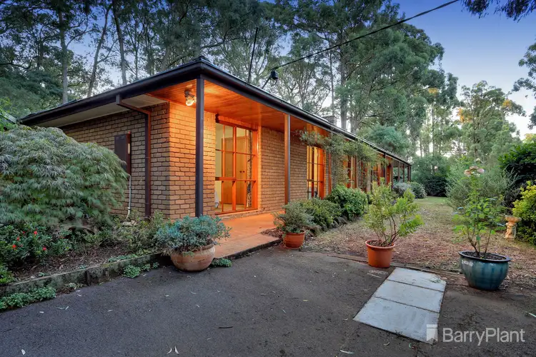 17 Ladd Road, Emerald VIC 3782