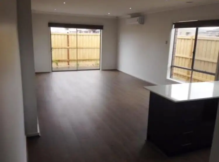 Fifth view of Homely house listing, 2 Sundew Place, Greenvale VIC 3059