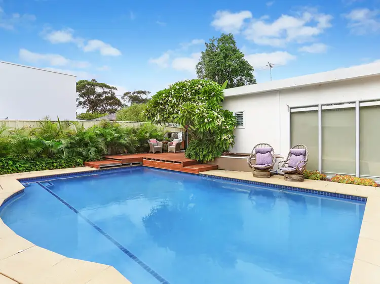 8 English Street, Woolooware NSW 2230