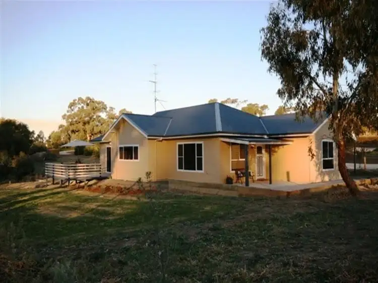 13 Sheaok Road, Watervale SA 5452