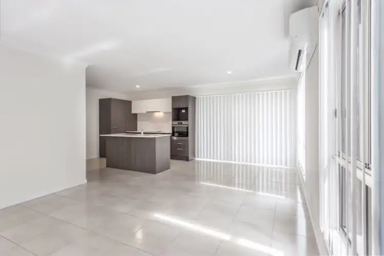 Fourth view of Homely semi-detached listing, 1/1a Weetwood Street, Newtown QLD 4350