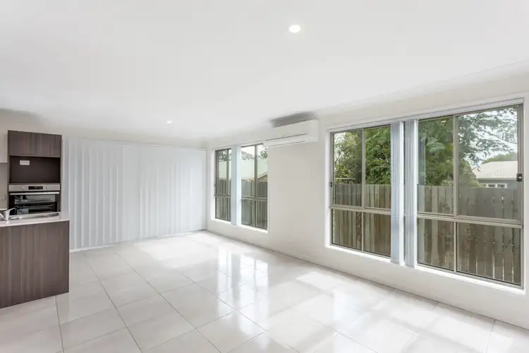 Fifth view of Homely semi-detached listing, 1/1a Weetwood Street, Newtown QLD 4350