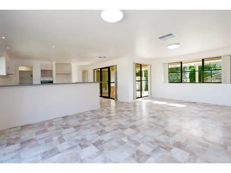 Sixth view of Homely house listing, 5 Marcus Court, Sale VIC 3850