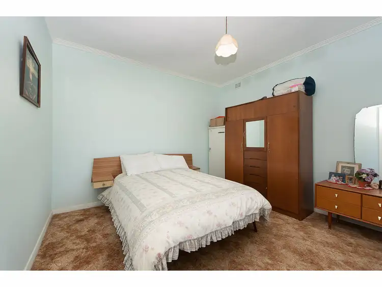 Sixth view of Homely house listing, 628 Storey Street, Lavington NSW 2641