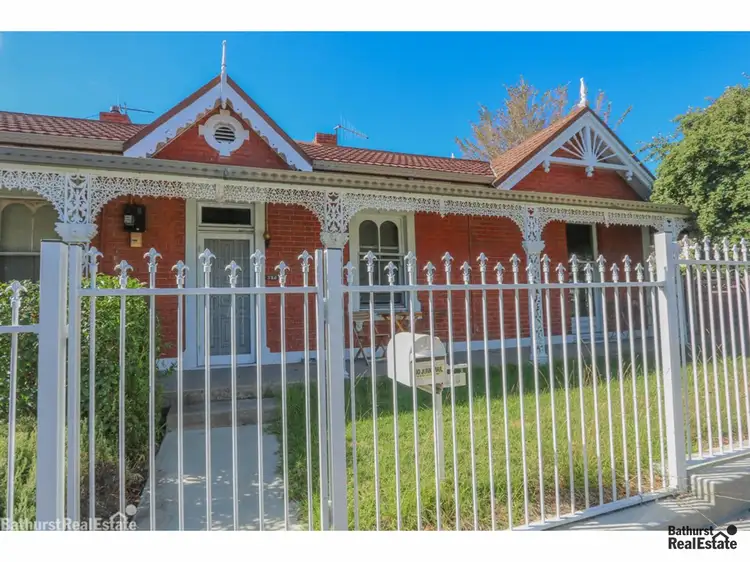 326 Stewart Street, Bathurst NSW 2795