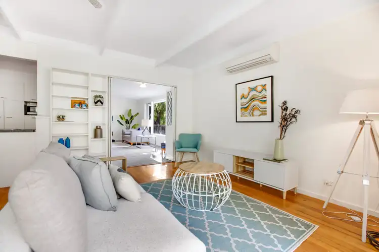 Second view of Homely house listing, 2 Dueran Street, Mount Eliza VIC 3930