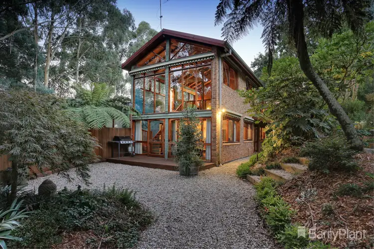 24 Neville Street, Cockatoo VIC 3781