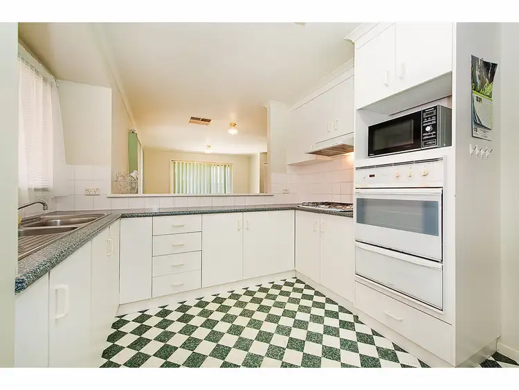 Fourth view of Homely house listing, 5 Hogan Court, West Wodonga VIC 3690