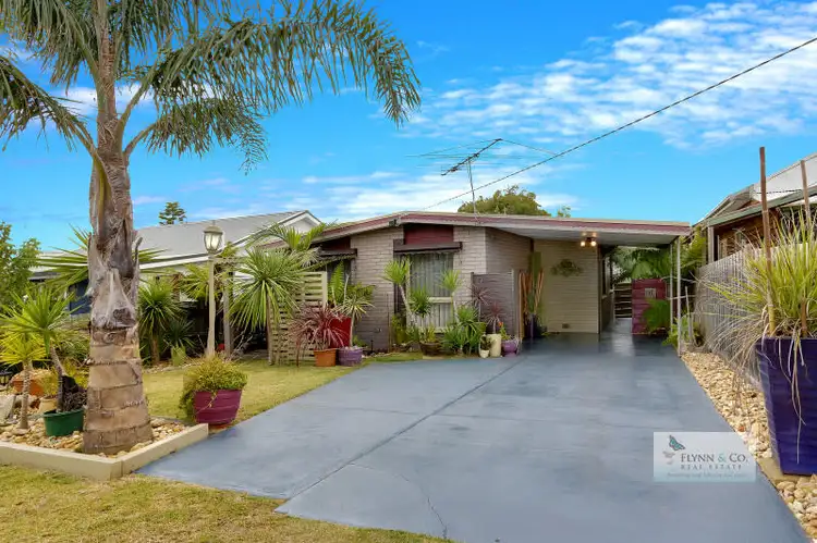 27 Second Avenue, Rosebud VIC 3939