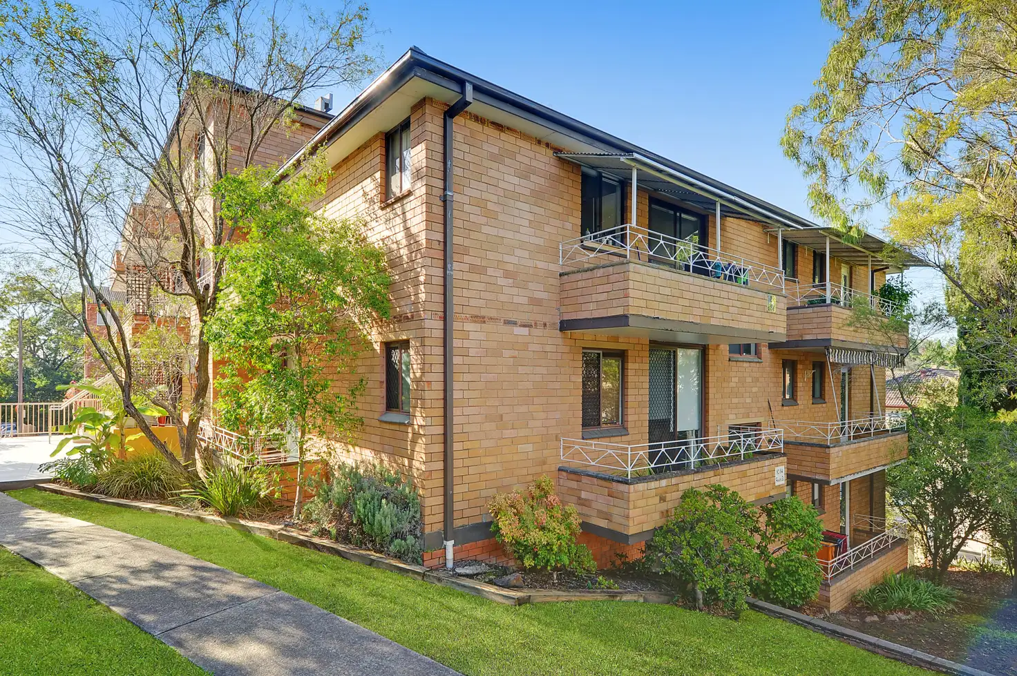 Main view of Homely unit listing, 3/82-84 Hunter Street, Hornsby NSW 2077