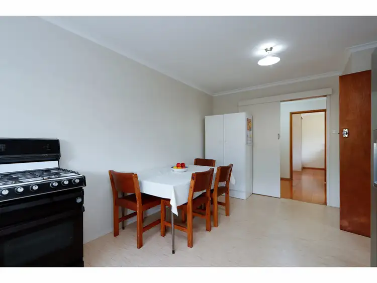 Sixth view of Homely house listing, 300 Raglan Street, Sale VIC 3850