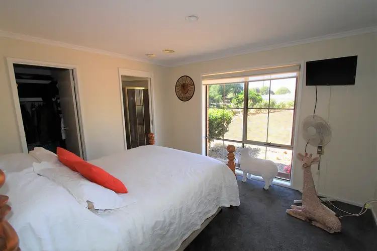 Sixth view of Homely house listing, 2 Thompsons Lane, Heathcote VIC 3523