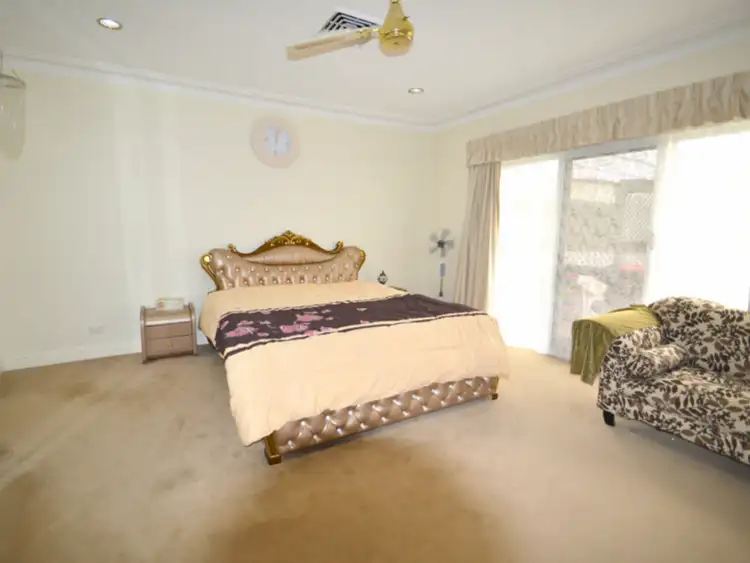 Sixth view of Homely house listing, 2 Evers Close, Edensor Park NSW 2176