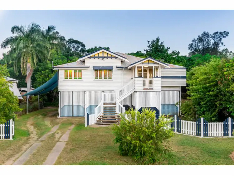 6 Bourke Street, Park Avenue QLD 4701