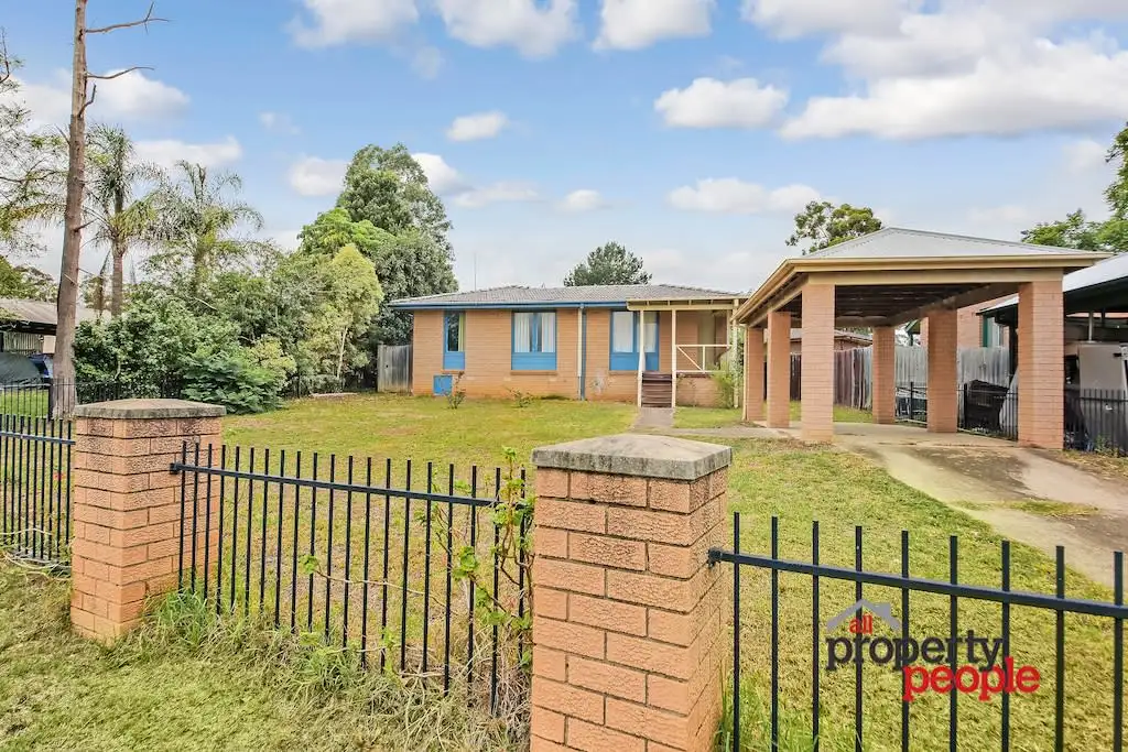 Main view of Homely house listing, 10 Blackwood Crescent, Macquarie Fields NSW 2564