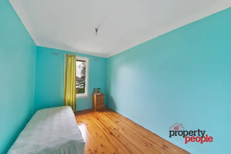 Sixth view of Homely house listing, 10 Blackwood Crescent, Macquarie Fields NSW 2564