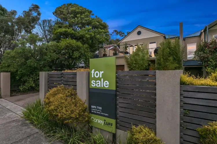 27 Nunns Road, Mornington VIC 3931