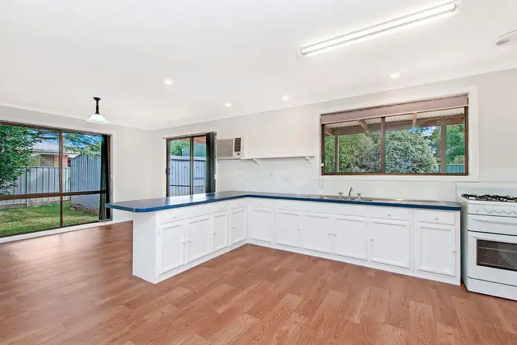 Third view of Homely house listing, 3 Mannett Street, Hamilton VIC 3300