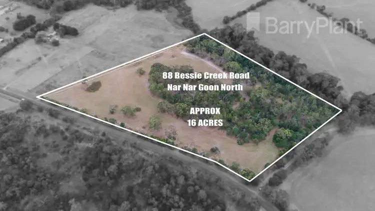 88 Bessie Creek Road, Nar Nar Goon North VIC 3812